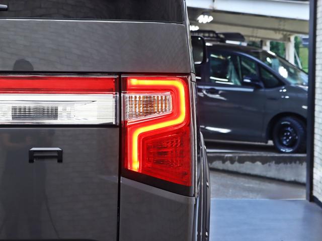 デリカＤ：５ Ｐ　４ＷＤ／１０インチナビ／両側電動ＳＤ／ｅ－Ａｓｓｉｓｔ／ＪＡＯＳオーバフェンダー／バスターズ２０８０／ＧＯＱＢＵＴＯ－Ｒ３／サイドステップ／ＮＥＷ１６ｉｎＡＷ／ＢＦＧ新品タイヤ／リフトＵＰ／記録簿付（22枚目）