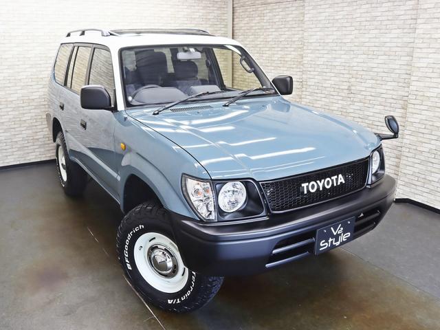 ランドクルーザープラド ＴＸ　サンルーフ／丸目ヘッドライト／リフトアップ／新品１６インチアルミホイール／新品ＢＦグッドリッチＡＴタイヤ／ＴＯＹＯＴＡグリル／背面タイヤ／ＥＴＣ／サテライトサブウーファー付き／新品バッテリー／全塗装済（2枚目）