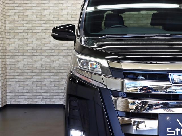 ノア Ｓｉ　ダブルバイビーＩＩ　両側電動ＳＤ／トヨタセーフティセンス／レーンアシスト／１６Ｉｎ純正アルミタイヤ／ハーフレザーＳ／純正ＳＤナビ／Ｂｌｕｅｔｏｏｔｈ接続／地デジＴＶ／バックカメラ／クルコン／ＥＴＣ／スマートキー／記録簿付（7枚目）