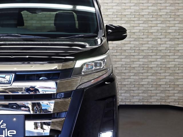 ノア Ｓｉ　ダブルバイビーＩＩ　両側電動ＳＤ／トヨタセーフティセンス／レーンアシスト／１６Ｉｎ純正アルミタイヤ／ハーフレザーＳ／純正ＳＤナビ／Ｂｌｕｅｔｏｏｔｈ接続／地デジＴＶ／バックカメラ／クルコン／ＥＴＣ／スマートキー／記録簿付（8枚目）