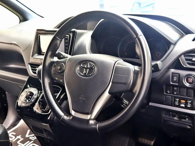 ノア Ｓｉ　ダブルバイビーＩＩ　両側電動ＳＤ／トヨタセーフティセンス／レーンアシスト／１６Ｉｎ純正アルミタイヤ／ハーフレザーＳ／純正ＳＤナビ／Ｂｌｕｅｔｏｏｔｈ接続／地デジＴＶ／バックカメラ／クルコン／ＥＴＣ／スマートキー／記録簿付（28枚目）