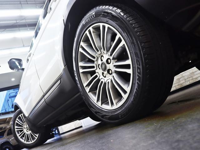 レンジローバーイヴォーク ピュア　パノラマスライディングルーフ／メラディアンサウンド／ブラックレザーシート／シートヒーター／パワーシート／純正１９インチアルミホイール／Ｂｌｕｅｔｏｏｔｈ接続／スマートキー／バックフォグ付／ワンオーナー（13枚目）