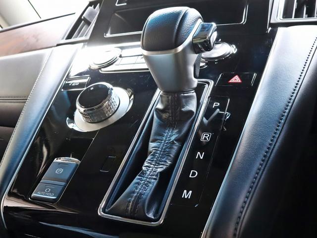 デリカD:5 P 4WD/両側電動SD/e‐Assist/メモリーナビ/IPFグリルマーカー/BUSTERS2080/GOQBUTO/JAOSオーバーフェンダー/リフトUP/NEW16インチAW/BFGタイヤ/記録簿付(30枚目)