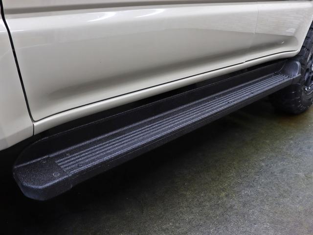 ランドクルーザープラド ＴＸ　ルーフラック／サイドタープ／丸目ヘッドライト／リフトアップ／１６インチアルミホイール／ＴＯＹＯオープンカントリータイヤ／ＴＯＹＯＴＡクラシックグリル／シートカバー／背面タイヤ／ドライブレコーダー（20枚目）