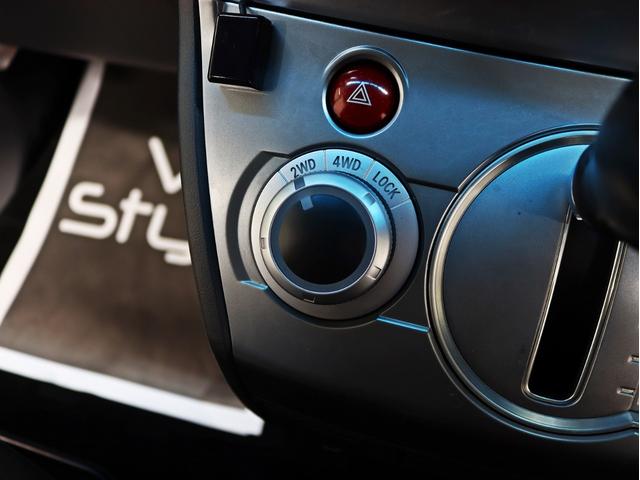 デリカＤ：５ Ｇ　ナビパッケージ　４ＷＤ／電動ＳＤ／ＮＥＷ１６Ｉｎアルミホイール／ＢＦグッドリッチＡＴ新品タイヤ／リフトアップ／バンパープロテクター／ＪＡＯＳオーバーフェンダーＫＩＴ／クルコン／１００Ｖ電源／スマートキー／記録簿付（29枚目）