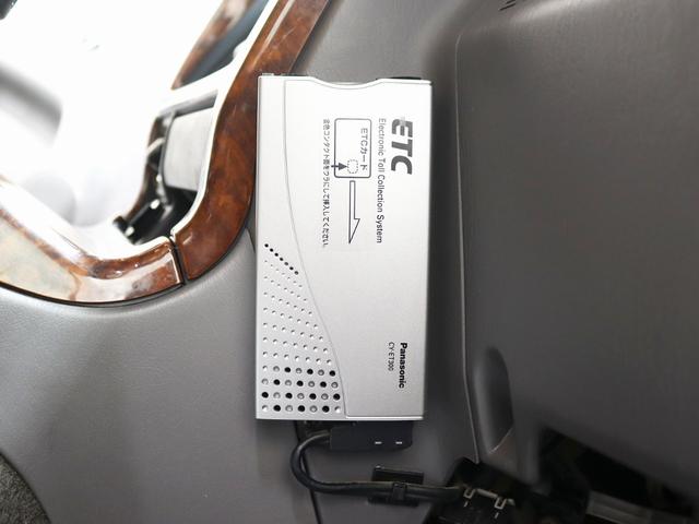 ハイラックスサーフ SSR-X オリジナルナローパッケージ/US4RUNNER仕様/TOYOTAクラシックグリル/NEW16インチ新品クリムソンアルミ/BFグッドリッチタイヤ/社外サイドステップ/背面タイヤ/キャメルシートカバー(30枚目)