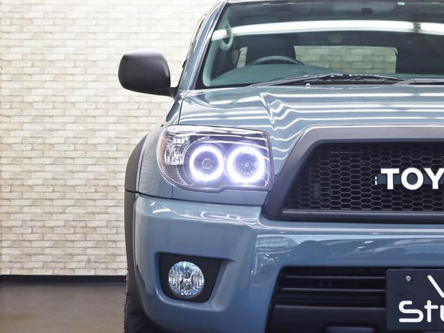 ハイラックスサーフ SSR-Xリミテッド TOYOTAクラシックグリル/リフトアップ/社外17インチアルミホイール&TOYOオープンカントリーMTタイヤ/4連LEDヘッドライド/バックカメラ/ルーフレール/ETC車載器/キーレスエントリー(7枚目)