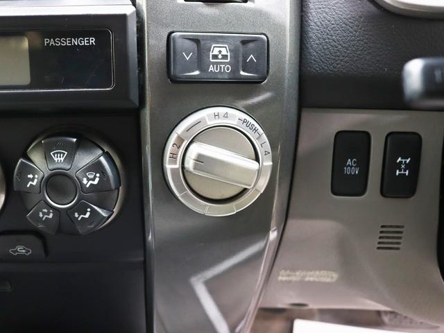 ハイラックスサーフ SSR-Xリミテッド TOYOTAクラシックグリル/リフトアップ/社外17インチアルミホイール&TOYOオープンカントリーMTタイヤ/4連LEDヘッドライド/バックカメラ/ルーフレール/ETC車載器/キーレスエントリー(24枚目)