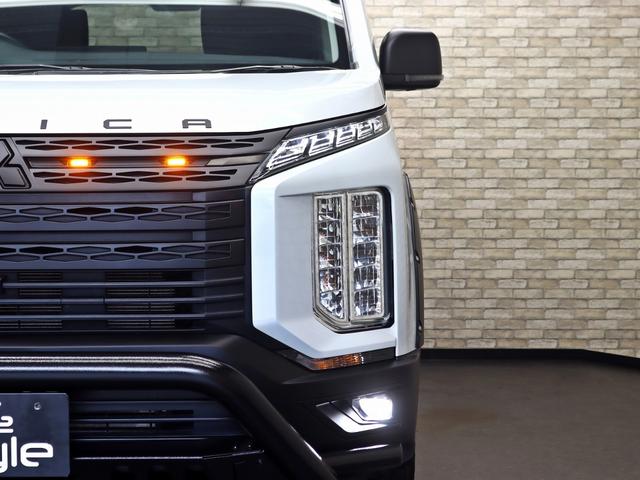 デリカＤ：５ Ｇ　パワーパッケージ　４ＷＤ／両側電動ＳＤ／ｅ‐Ａｓｓｉｓｔ／純正１０．１ナビ／ＩＰＦグリルマーカー／ＢＵＳＴＥＲＳ２０８０改／ＧＯＱＢＵＴＯＲ－３／ＪＡＯＳオーバーフェンダー／リフトＵＰ／ＮＥＷ１６インチＡＷ／記録簿付（8枚目）