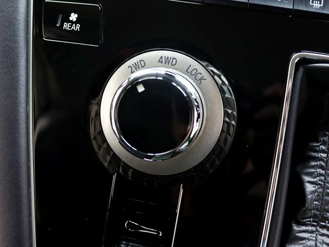 デリカＤ：５ Ｇ　パワーパッケージ　４ＷＤ／両側電動ＳＤ／ｅ‐Ａｓｓｉｓｔ／純正１０．１ナビ／ＩＰＦグリルマーカー／ＢＵＳＴＥＲＳ２０８０改／ＧＯＱＢＵＴＯＲ－３／ＪＡＯＳオーバーフェンダー／リフトＵＰ／ＮＥＷ１６インチＡＷ／記録簿付（30枚目）