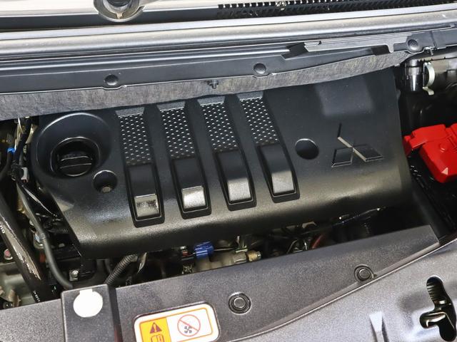 デリカＤ：５ Ｇ　パワーパッケージ　４ＷＤ／両側電動ＳＤ／ｅ‐Ａｓｓｉｓｔ／純正１０．１ナビ／ＩＰＦグリルマーカー／ＢＵＳＴＥＲＳ２０８０改／ＧＯＱＢＵＴＯＲ－３／ＪＡＯＳオーバーフェンダー／リフトＵＰ／ＮＥＷ１６インチＡＷ／記録簿付（51枚目）