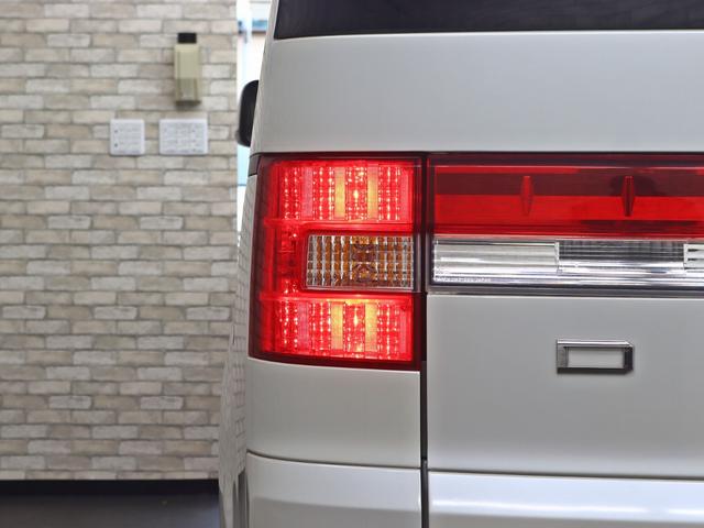 デリカＤ：５ Ｍ　電動ＳＤ／純正１８インチアルミホイール／クラリオン製メモリーナビ＆フルセグＴＶ／Ｂｌｕｅｔｏｏｔｈ接続／ＤＶＤ再生／バックカメラ／前後ドライブレコーダー／スマートキー／新品バッテリー／新品ワイパーゴム（16枚目）