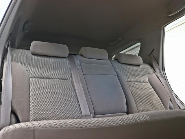 ハイラックスサーフ ＳＳＲ－Ｘ　リフトアップ／社外１７インチアルミホイール＆ブリジストンタイヤ／前後バンパーマットブラック塗装／マットブラックグリル／ＥＴＣ車載器／キーレスエントリー／ＣＤデッキ／イモビライザーシステム（29枚目）