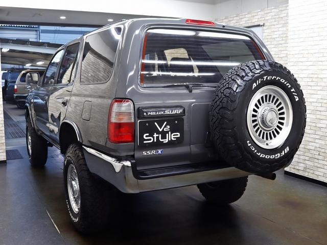 ハイラックスサーフ SSR-X 4WD/オリジナルナローパッケージ/US4RUNNER仕様/16インチDEANカリフォルニア新品アルミホイール/BFグッドリッチ新品タイヤ/リフトUP/TOYOTAクラッシックグリル/メッキバンパー(14枚目)
