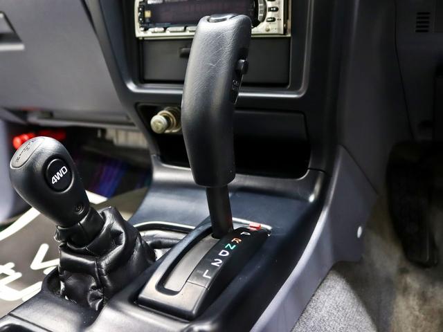 ハイラックスサーフ SSR-X 4WD/オリジナルナローパッケージ/US4RUNNER仕様/16インチDEANカリフォルニア新品アルミホイール/BFグッドリッチ新品タイヤ/リフトUP/TOYOTAクラッシックグリル/メッキバンパー(26枚目)