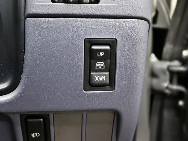 ハイラックスサーフ SSR-X 4WD/オリジナルナローパッケージ/US4RUNNER仕様/16インチDEANカリフォルニア新品アルミホイール/BFグッドリッチ新品タイヤ/リフトUP/TOYOTAクラッシックグリル/メッキバンパー(29枚目)