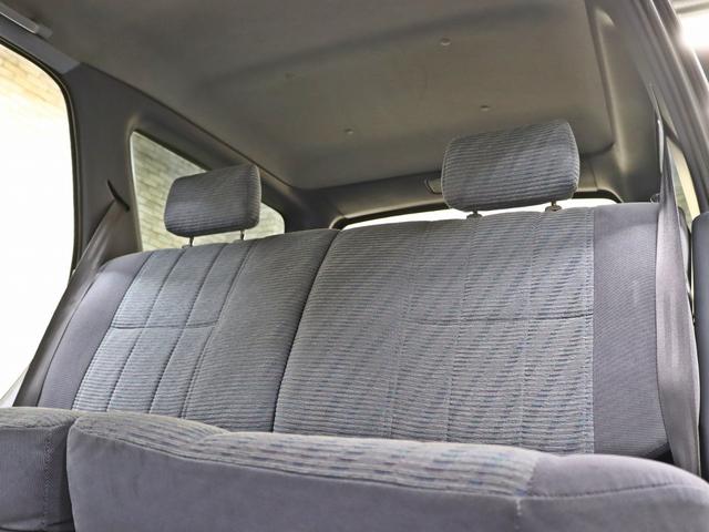 ハイラックスサーフ SSR-X 4WD/オリジナルナローパッケージ/US4RUNNER仕様/16インチDEANカリフォルニア新品アルミホイール/BFグッドリッチ新品タイヤ/リフトUP/TOYOTAクラッシックグリル/メッキバンパー(32枚目)