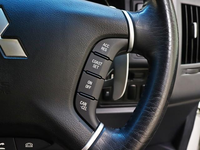 デリカＤ：５ シャモニー　４ＷＤ／両側電動ＳＤ／ＪＡＯＳ製オーバーフェンダー／バンパーガード／リフトアップ／新品１６Ｉｎアルミホイール／新品ＢＦグッドリッチタイヤ／ウッドコンビステアリング／ＬＥＤイカリングファイバーライン加工（32枚目）