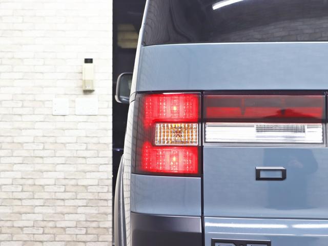 デリカD:5 M 後席モニター/ベッドキット/電動SD/16インチアルミホイール/BFグッドリッチタイヤ/リフトUP/バンパープロテクター/JAOSオーバーフェンダー/加工ヘッドライト/ベットキット/ドラレコ/記録簿付(19枚目)