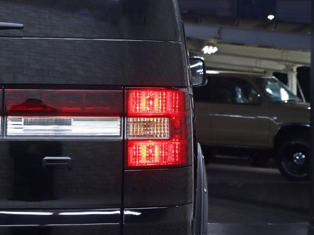 デリカＤ：５ Ｍ　電動ＳＤ／前後ドライブレコーダー／バンパーガード／ＪＡＯＳオーバーフェンダー／リフトＵＰ／ＮＥＷ１６インチＡＷ＆ＢＦグッドリッチＡＴタイヤ／インナーブラックヘッドライト／テールブラックアウト／記録簿付（20枚目）