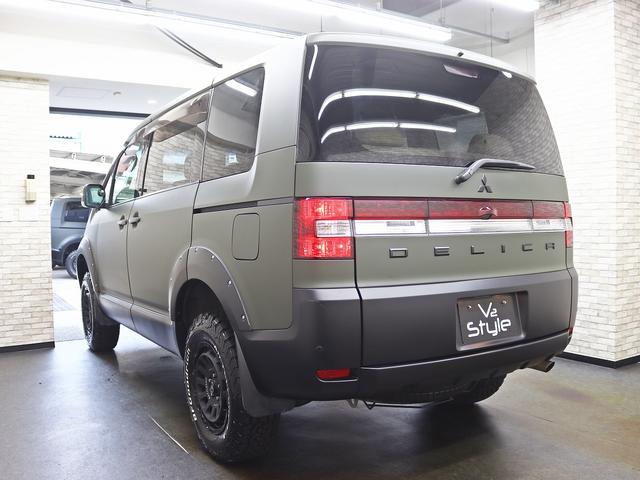 テールレンズやマフラー等の取り付けも、弊社で定番のカスタムとなっております。各種オーダーもお気軽にご相談ください。