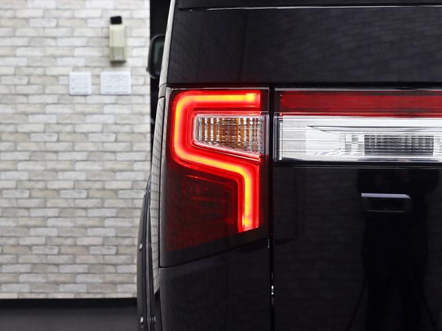 デリカD:5 P 4WD/両側電動SD/e‐Assist/10.1インチナビ/IPFグリルマーカー/BUSTERS2080/GOQBUTO/JAOSオーバーフェンダー/NEW16インチAW/BFGタイヤ/記録簿付(20枚目)