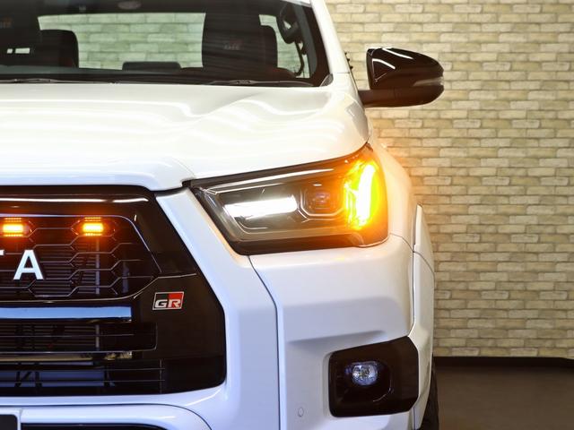 ハイラックス Ｚ　ＧＲスポーツ　ディスプレイオーディオ／パノラミックビューモニター／グリルマーカー／リフトＵＰ／ＸＪ０４１６インチアルミホイール／ＴＯＹＯオープンカントリーＲ／Ｔタイヤ／パーキングセンサー／スマートキー／記録簿付（8枚目）