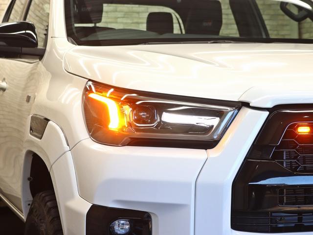 ハイラックス Ｚ　ＧＲスポーツ　ディスプレイオーディオ／パノラミックビューモニター／グリルマーカー／リフトＵＰ／ＸＪ０４１６インチアルミホイール／ＴＯＹＯオープンカントリーＲ／Ｔタイヤ／パーキングセンサー／スマートキー／記録簿付（9枚目）