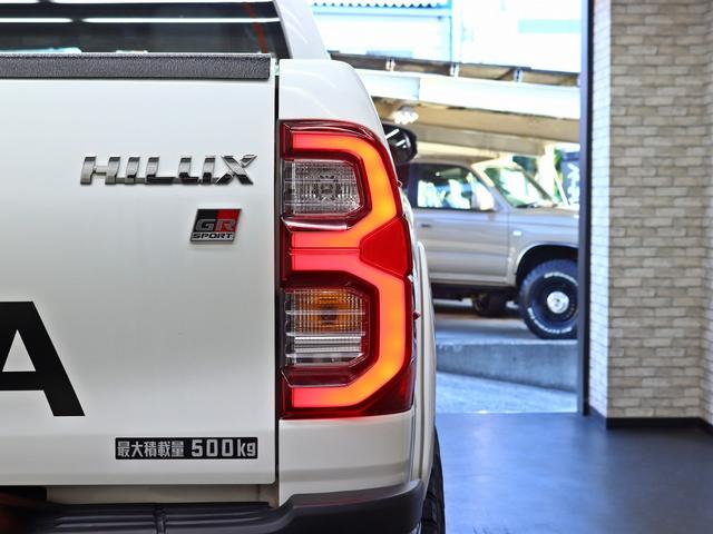 ハイラックス Ｚ　ＧＲスポーツ　ディスプレイオーディオ／パノラミックビューモニター／グリルマーカー／リフトＵＰ／ＸＪ０４１６インチアルミホイール／ＴＯＹＯオープンカントリーＲ／Ｔタイヤ／パーキングセンサー／スマートキー／記録簿付（18枚目）