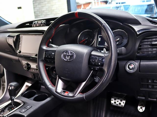 ハイラックス Ｚ　ＧＲスポーツ　ディスプレイオーディオ／パノラミックビューモニター／グリルマーカー／リフトＵＰ／ＸＪ０４１６インチアルミホイール／ＴＯＹＯオープンカントリーＲ／Ｔタイヤ／パーキングセンサー／スマートキー／記録簿付（31枚目）