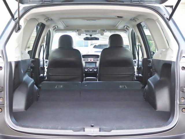 フォレスター 2.0XT アイサイト 4WD/サンルーフ/アイサイト/16インチアルミホイール/TOYOオープンカントリーRTタイヤ/ルーフラック/テールランプブラックアウト/Rスポイラー/シートヒーター/Bt接続/バックカメラ/記録簿付(43枚目)