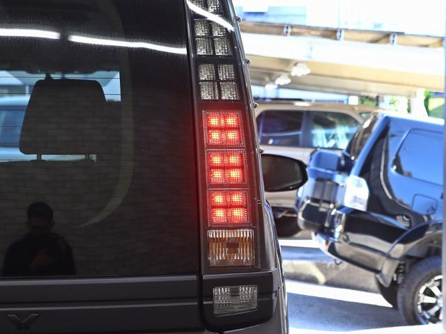 ヴォクシー ハイブリッドＸ　電動ＳＤ／ＴＯＹＯＴＡグリル／Ｇｚフードモール／ＮＥＷ１５インチスチールホイール／マッドスタータイヤ／純正ＳＤナビ／地デジＴＶ／Ｂｌｕｅｔｏｏｔｈ接続／ＤＶＤ再生／Ｂカメラ／スマートキー／記録簿付（18枚目）