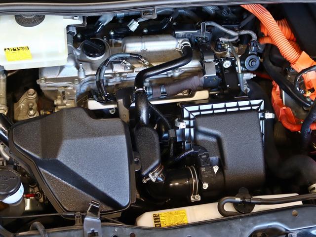 ヴォクシー ハイブリッドＸ　電動ＳＤ／ＴＯＹＯＴＡグリル／Ｇｚフードモール／ＮＥＷ１５インチスチールホイール／マッドスタータイヤ／純正ＳＤナビ／地デジＴＶ／Ｂｌｕｅｔｏｏｔｈ接続／ＤＶＤ再生／Ｂカメラ／スマートキー／記録簿付（40枚目）