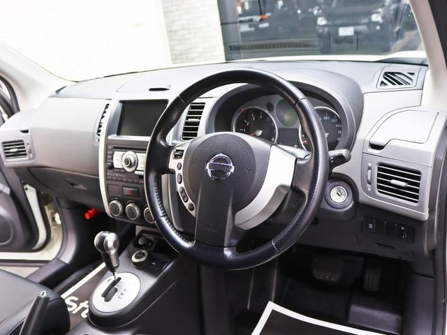 エクストレイル ２５Ｘ　４ＷＤ／ＮＩＳＳＡＮクラシックグリル／リフトＵＰ／新品１６インチＡＷ／ＴＯＹＯオープンカントリーＲＴ新品タイヤ／インナーブラックヘッドライト／カブロシート／社外ルーフキャリア／ＤＡＣ機能／キーレスキー（29枚目）
