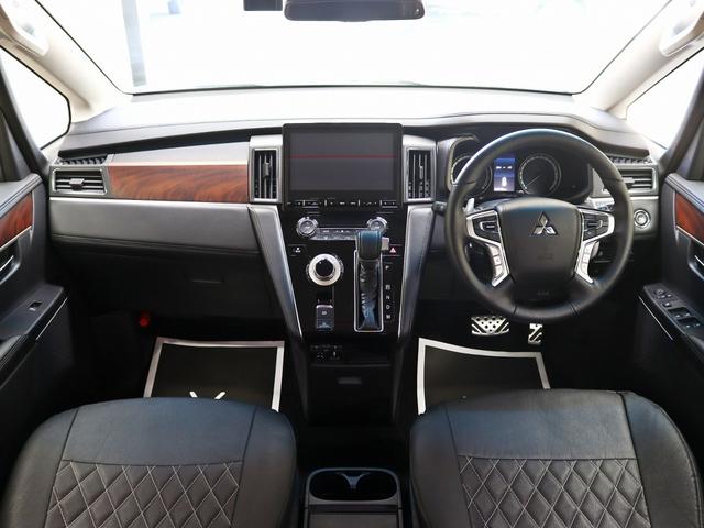 デリカＤ：５ Ｐ　４ＷＤ／両側電動ＳＤ／ドラレコ／ｅ‐Ａｓｓｉｓｔ／１０インチナビ／ＩＰＦグリルマーカー／ＢＵＳＴＥＲＳ２０８０／ＧＯＱＢＵＴＯ／ＪＡＯＳオーバーフェンダー／ＮＥＷ１６インチＡＷ／ＢＦＧタイヤ／記録簿付（22枚目）