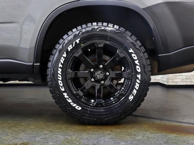 エクストレイル 20Xtt 4WD/新品16インチアルミホイール/TOYOオープンカントリーRT新品タイヤ/リフトアップ/ヘッドライトインナーブラック加工/マットブラックグリル/テールブラックアウト/バックカメラ/インテリキー(12枚目)