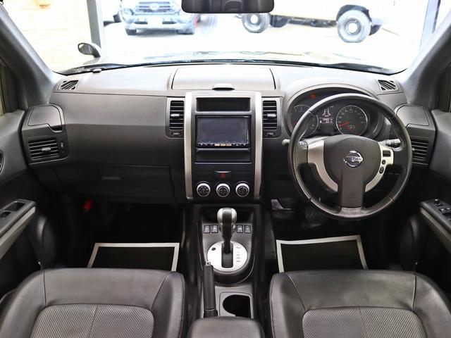 エクストレイル 20Xtt 4WD/新品16インチアルミホイール/TOYOオープンカントリーRT新品タイヤ/リフトアップ/ヘッドライトインナーブラック加工/マットブラックグリル/テールブラックアウト/バックカメラ/インテリキー(19枚目)