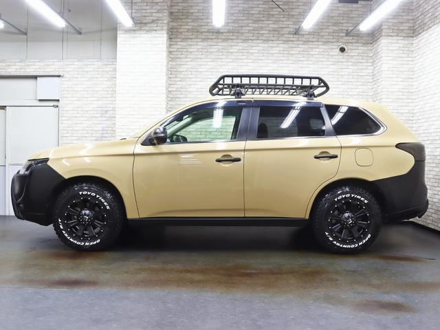 アウトランダー 24Gナビパッケージ 新品16インチアルミホイール/新品TOYOオープンカントリーR/Tタイヤ/ヘッドライトインナーブラック加工/新品ルーフラック/新品前後バンパーガード/マットブラックグリル/テールレンズブラックアウト(12枚目)