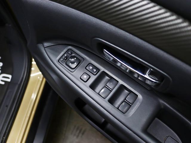 アウトランダー 24Gナビパッケージ 新品16インチアルミホイール/新品TOYOオープンカントリーR/Tタイヤ/ヘッドライトインナーブラック加工/新品ルーフラック/新品前後バンパーガード/マットブラックグリル/テールレンズブラックアウト(37枚目)