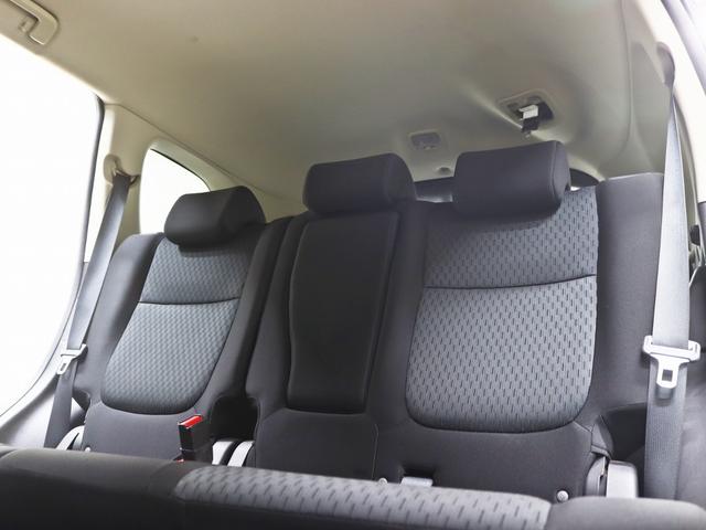 アウトランダー 24Gナビパッケージ 新品16インチアルミホイール/新品TOYOオープンカントリーR/Tタイヤ/ヘッドライトインナーブラック加工/新品ルーフラック/新品前後バンパーガード/マットブラックグリル/テールレンズブラックアウト(39枚目)