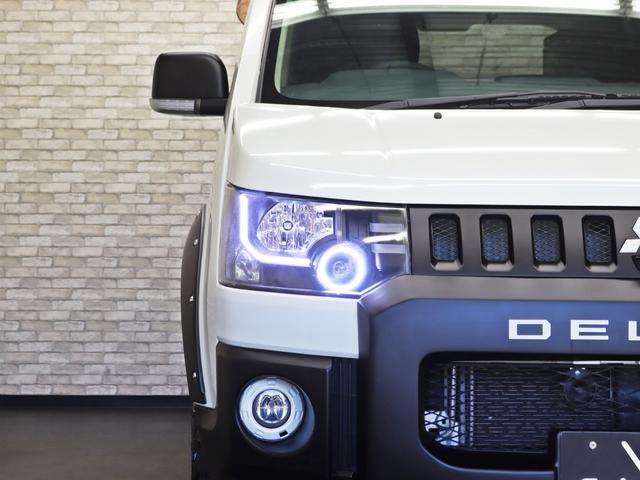 �w�b�h���C�g�́A���≘�ꓙ�̖����Y��ȏ�Ԃł��B�e�탌���Y�ނ̃R�[�e�B���O�������Ă���܂��B