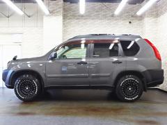 ��եȥ��åפˤ�äơ��������ȥ쥤�뤬��ĽŸ����򡢤����ذ���Ω�ƤƤ��ޤ��� 2