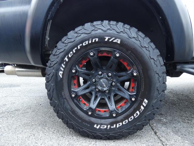 ハイラックスサーフ ＳＳＲ－Ｘリミテッド　４ＷＤ　リフトアップ＆１７ＡＷ　ＢＦグッドリッチタイヤ　サイドステップ　ヒッチメンバー　ＴＯＹＯＴＡグリル　ＬＥＤヘッド　マフラー　社外ナビ＆フルセグＴＶ　Ｂカメラ　ＥＴＣ　キーレス　革調シートカバー（15枚目）