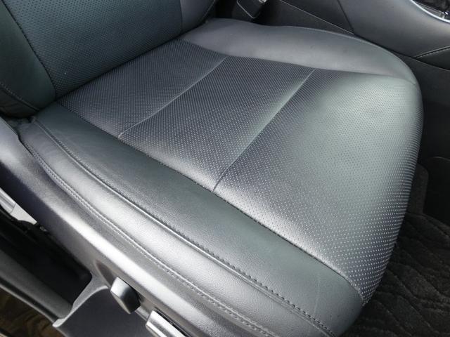 アルファード 2.5S Cパッケージ ワンオーナー 革シート 両側オートスライドドア 純正ナビ&フルセグTV バックカメラ フリップダウンモニター スマートキー LEDヘッドライト ドライブレコーダー(19枚目)