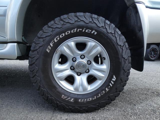 ハイラックスサーフ SSR-X 4WD 社外ナビ&フルセグTV ETC リフトアップ BFグッドリッチタイヤ シートカバー TOYOTAグリル キーレス(16枚目)