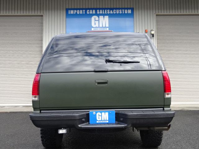 シボレータホ 　１９９７年モデル　シボレーフェイス　ＧＭＣ　ＳＬＴ　２インチリフトアップ　オリーブマッドグリーンラプターライナーＮＥＷオールペイント　ＳＤナビ　ＥＴＣ　ギブソンマフラー　ＥＴＣ（8枚目）