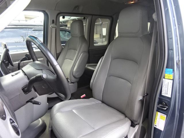 Ｅ－１５０ 　２０１４年　モデル　Ｅ－１５０　エコノライン　ＸＬＴプレミア　アルパイン１１インチフローティングナビ　アルパインフリップダウンモニター　ＣＡＲＦＡＸ確認済み　前後ドライブレコーダー　ＥＴＣ（12枚目）
