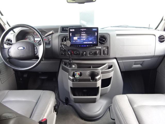 Ｅ－１５０ 　２０１４年　モデル　Ｅ－１５０　エコノライン　ＸＬＴプレミア　アルパイン１１インチフローティングナビ　アルパインフリップダウンモニター　ＣＡＲＦＡＸ確認済み　前後ドライブレコーダー　ＥＴＣ（18枚目）
