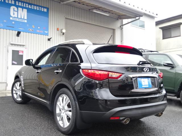 ＦＸ３５ 　新車並行　リミテッドエディション　オートチェックＣＡＲＦＡＸ付き　ＦＸ３５ＡＷＤ　ストラーダＳＤナビ　アラウンドビューモニターＢＯＳＥサウンド　パワーリアゲート　純正２０ＡＷ　ＥＴＣ　サンルーフ（12枚目）
