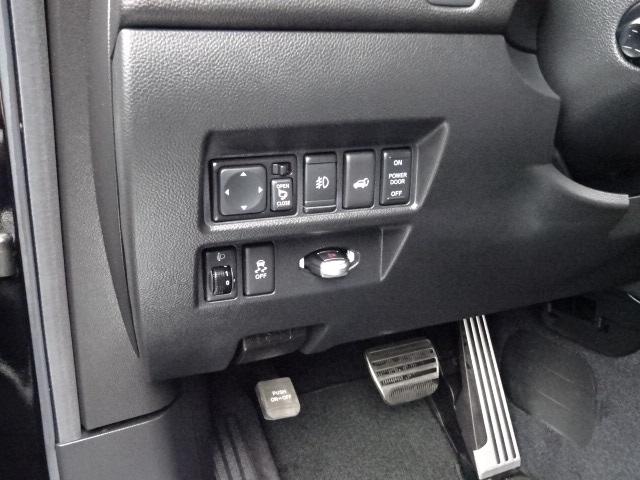 ＦＸ３５ 　新車並行　リミテッドエディション　オートチェックＣＡＲＦＡＸ付き　ＦＸ３５ＡＷＤ　ストラーダＳＤナビ　アラウンドビューモニターＢＯＳＥサウンド　パワーリアゲート　純正２０ＡＷ　ＥＴＣ　サンルーフ（38枚目）